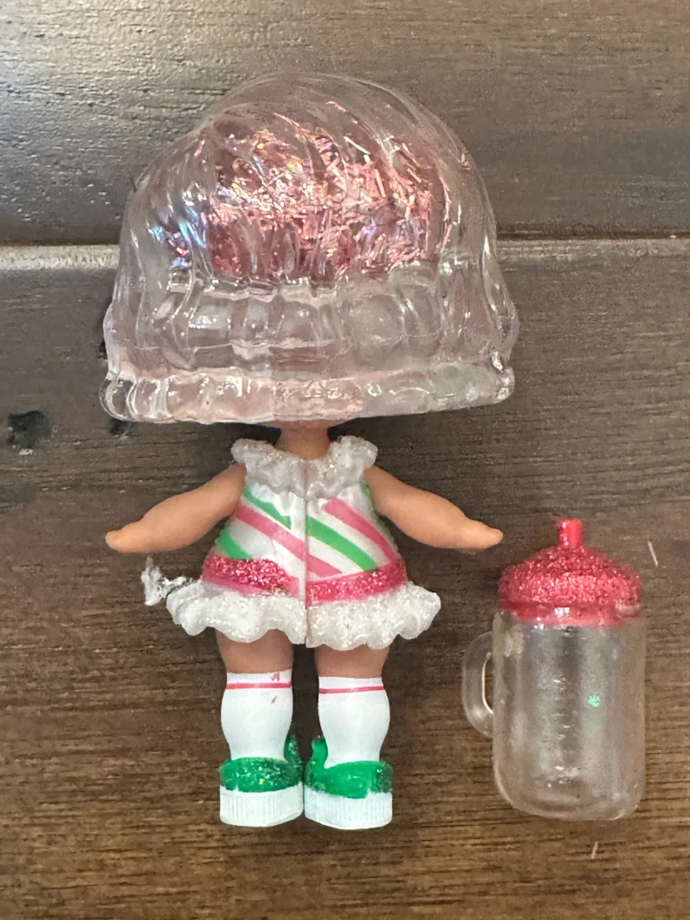 EUC L.O.L. Surprise! Doll with Pink, Green, White, Blue Accents